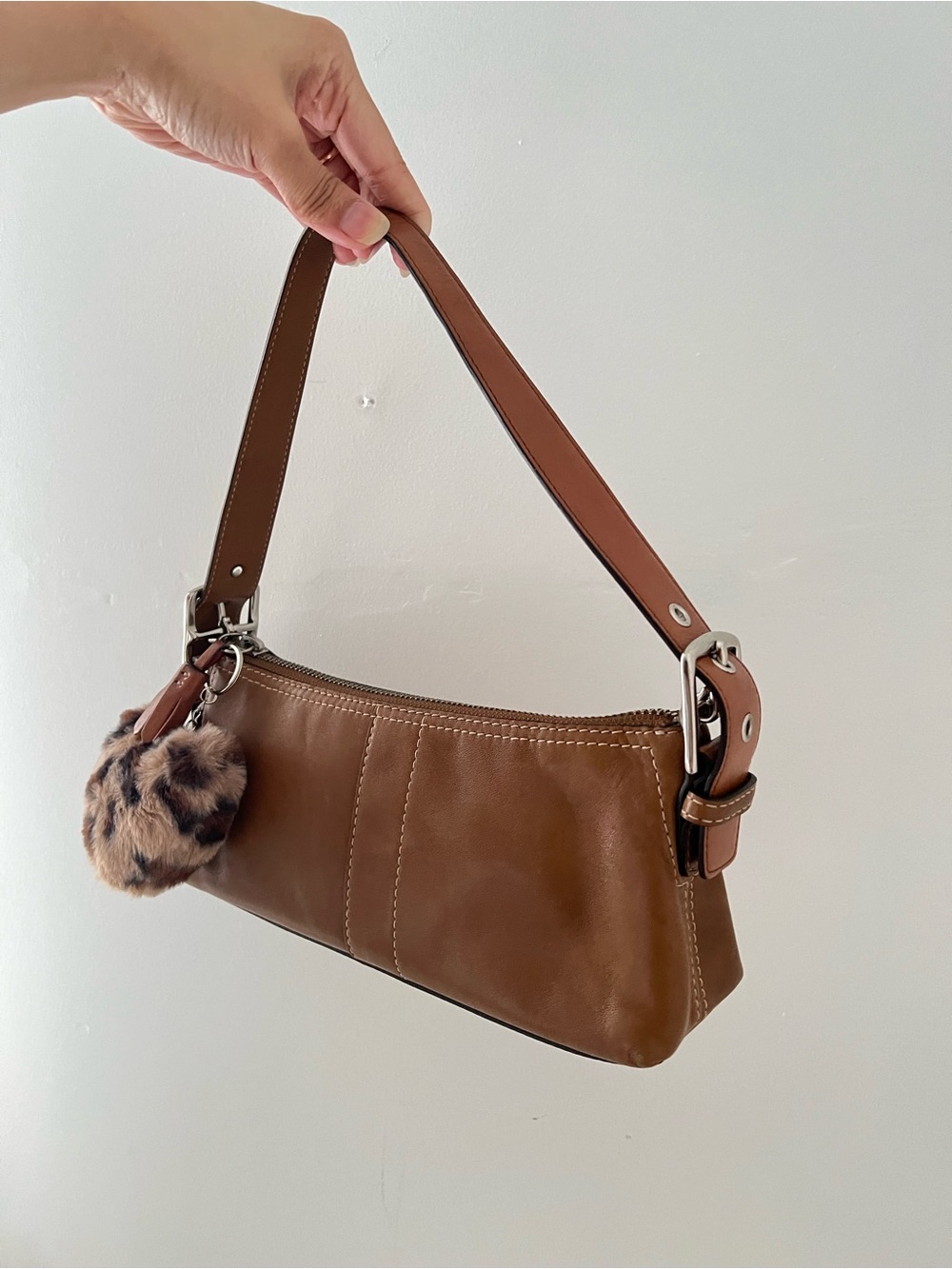 Coach Bag - Picture 3 of 11